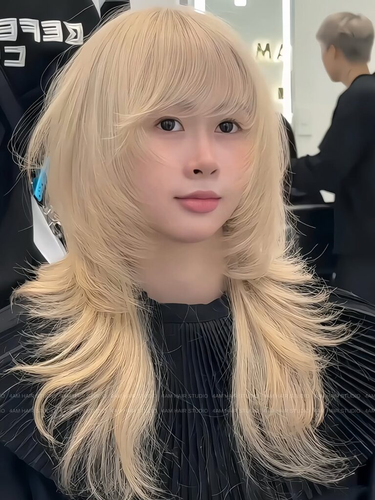 Blonde Wolf Cut With Bangs - 4am.hairstudioo