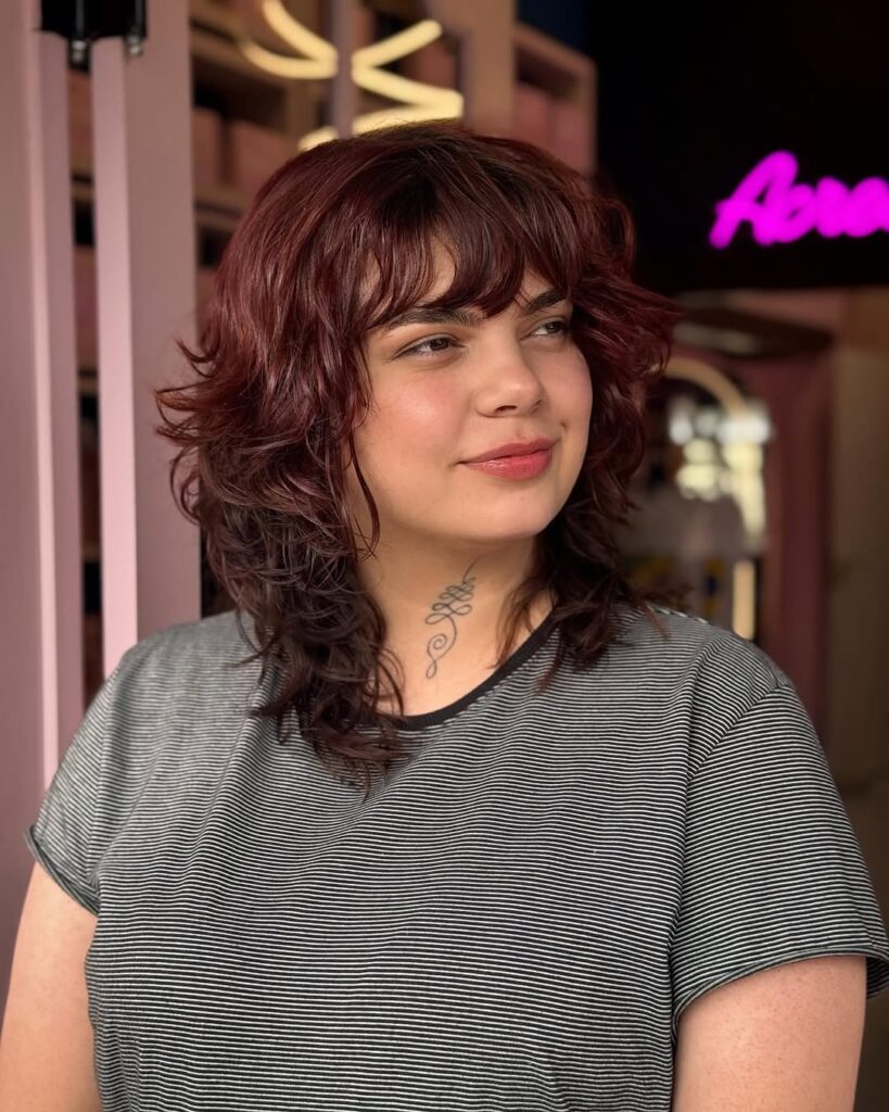 Shaggy Wolf Cuts With Bangs - espacosupercacheada